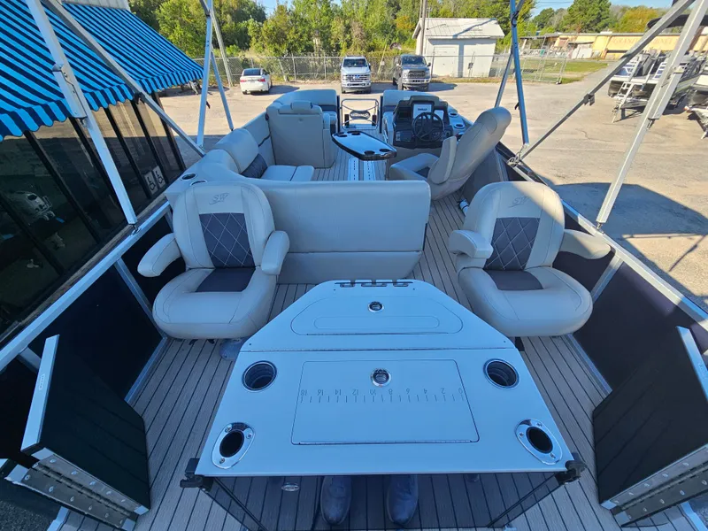 Slide: The Image of Silver Wave 2410 SW5 RLP 2020 - 35