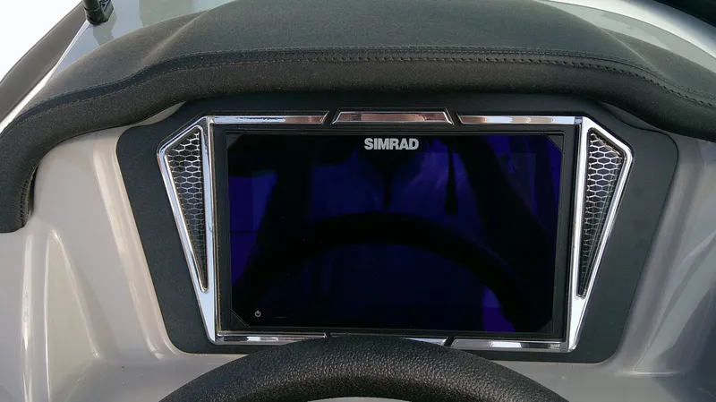 Slide: The Image of Chaparral 23 SSi 2026 - 15