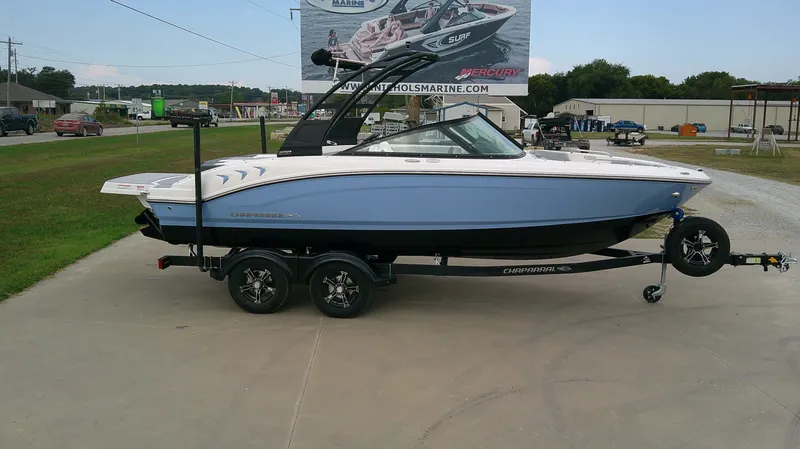 The Image of Chaparral 21 SSi 2026 - 1