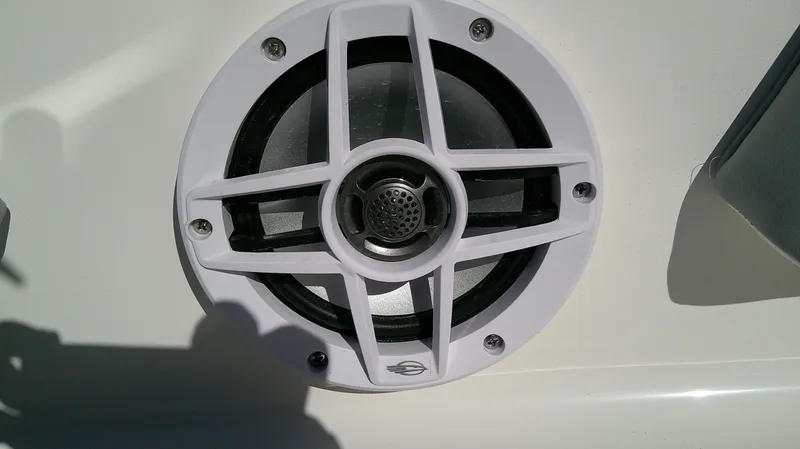 Slide: The Image of Chaparral 21 SSi 2026 - 20