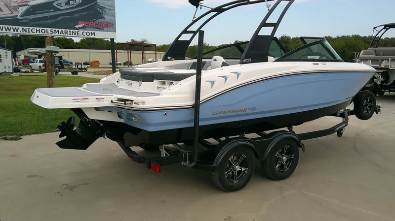 Slide: The Image of Chaparral 21 SSi 2026 - 6