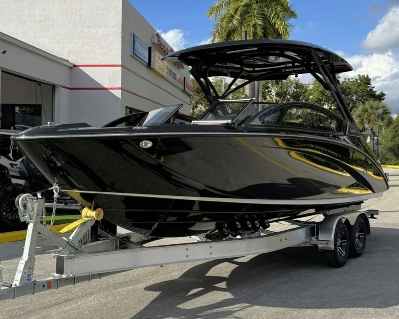 Slide: The Image of Yamaha 275SD 2026 - 2