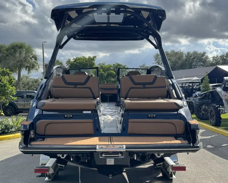 Slide: The Image of Yamaha 275SD 2026 - 4