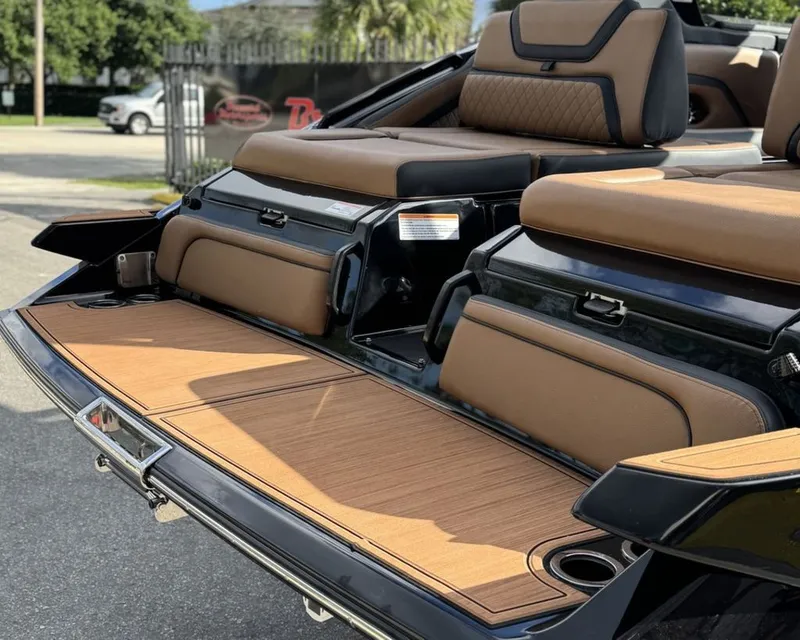 Slide: The Image of Yamaha 275SD 2026 - 7