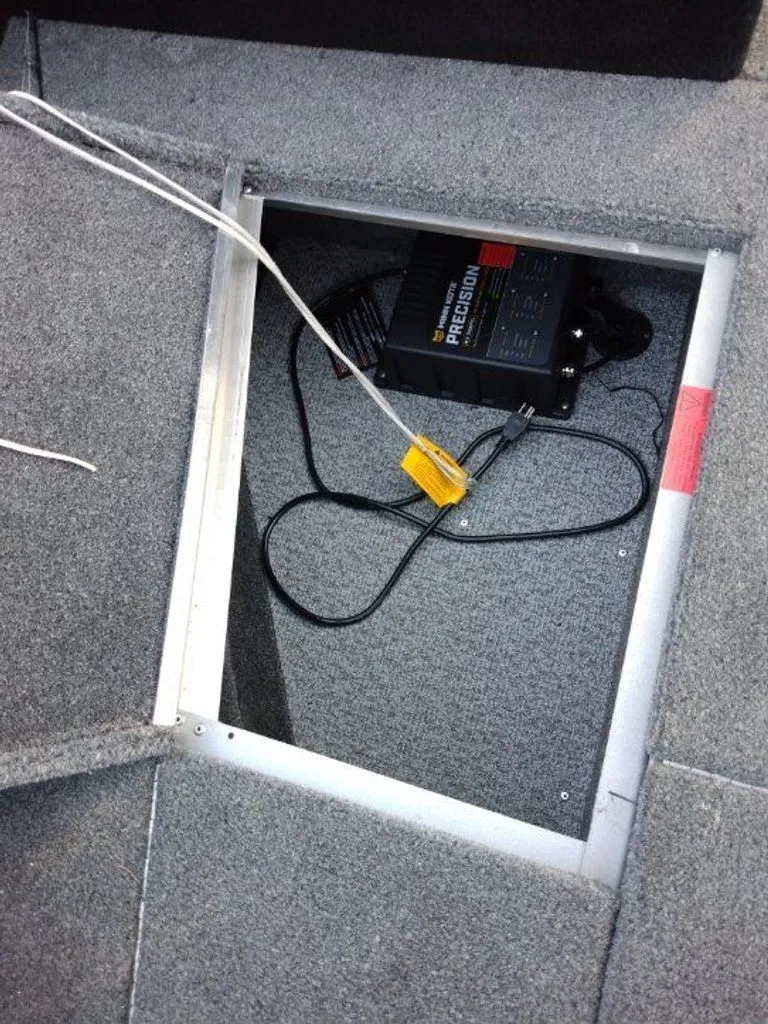 Slide: The Image of Alumacraft Competitor 175 2023 - 14