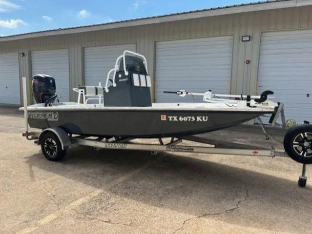 Slide: The Image of Freedom Boats 18' Patriot 2024 - 4