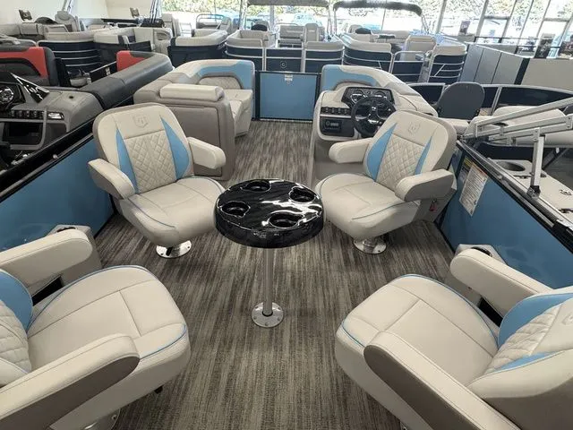 Slide: The Image of Godfrey SW 2286 QS 2025 - 13