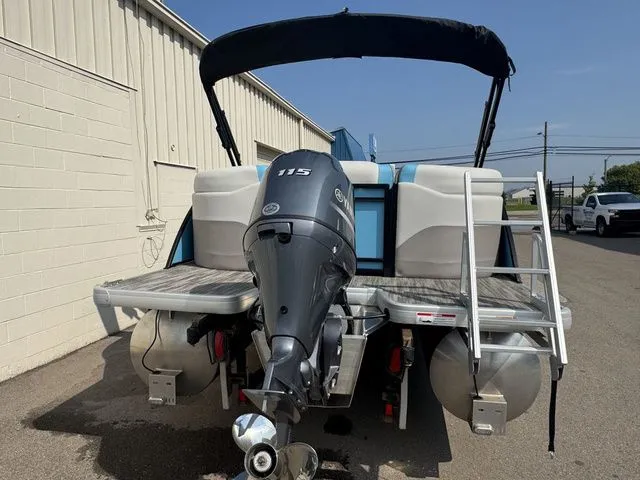 Slide: The Image of Godfrey SW 2286 QS 2025 - 4