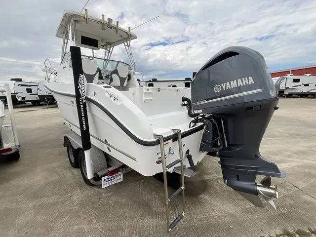 Slide: The Image of Seaswirl 2301 CC Striper 2005 - 4