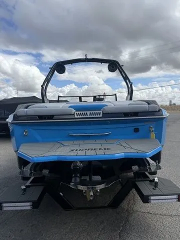 Slide: The Image of Supreme S220 2026 - 4