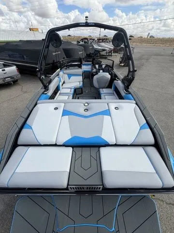 Slide: The Image of Supreme S220 2026 - 7