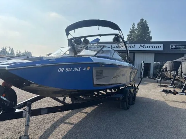 Slide: The Image of Tigé RZ2 2016 - 3