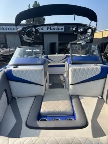 Slide: The Image of Tigé RZ2 2016 - 6