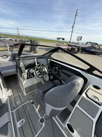 Slide: The Image of Centurion Ri245 2026 - 10