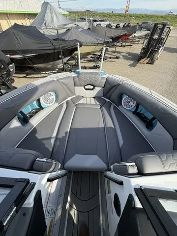 Slide: The Image of Centurion Ri245 2026 - 11