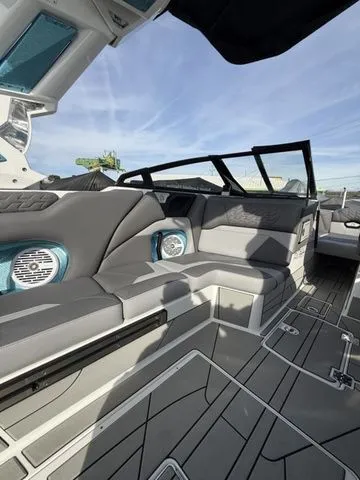 Slide: The Image of Centurion Ri245 2026 - 14