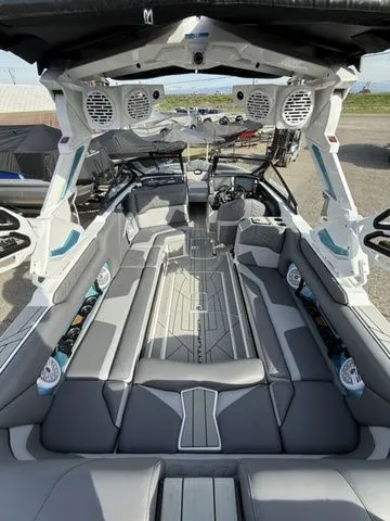 Slide: The Image of Centurion Ri245 2026 - 9