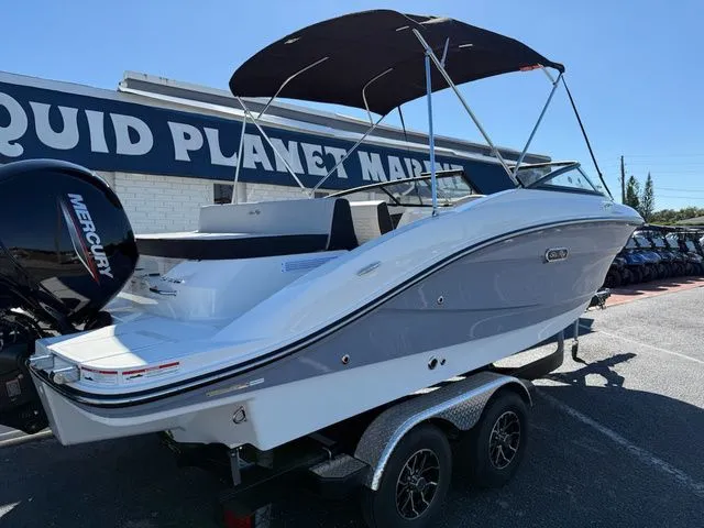 Slide: The Image of Sea Ray SPX 210 Outboard 2026 - 4