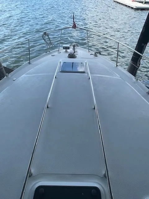 Slide: The Image of Sea Ray Sundancer 370 1998 - 12