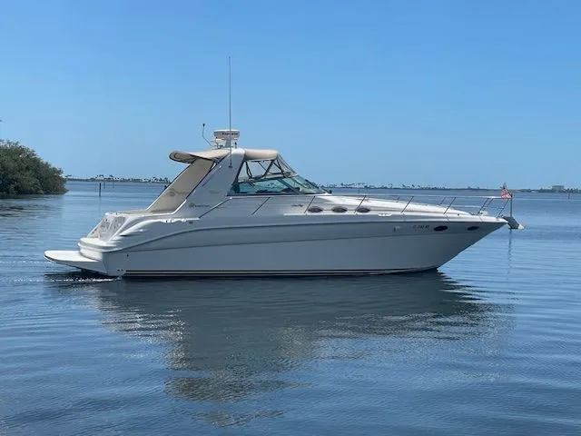 Slide: The Image of Sea Ray Sundancer 370 1998 - 2