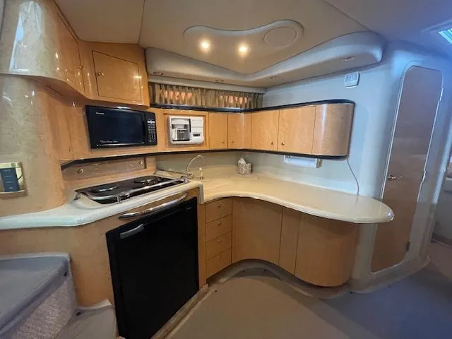 Slide: The Image of Sea Ray Sundancer 370 1998 - 26