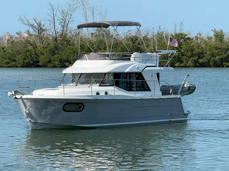 Slide: The Image of Engine compartment of 2016 Beneteau Swift Trawler 30 with Volvo Penta D6-370 engine. - 22