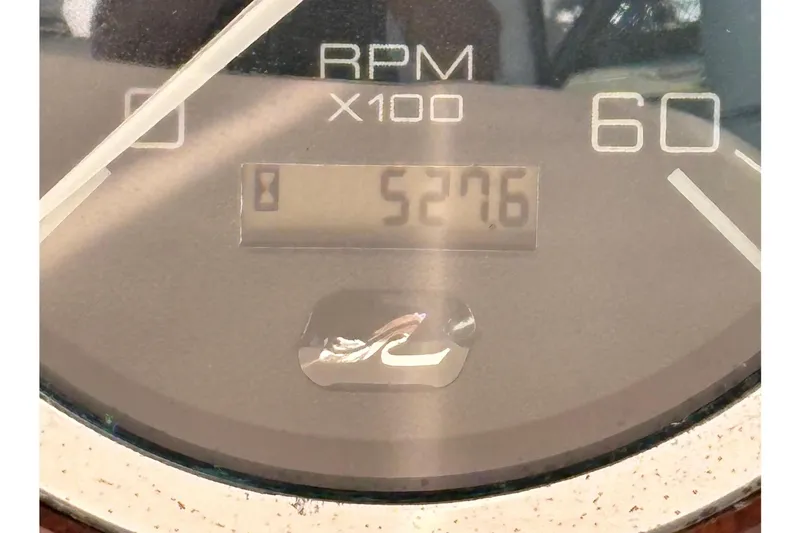 Slide: The Image of STARBOARD ENGINE HOURS - 21