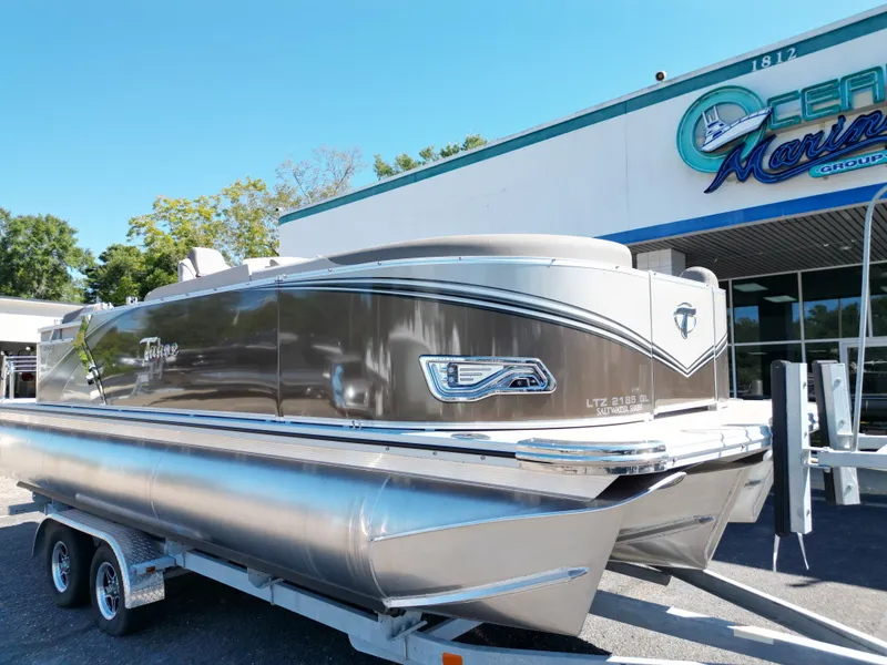 Slide: The Image of Tahoe LTZ QL21T 2024 - 6