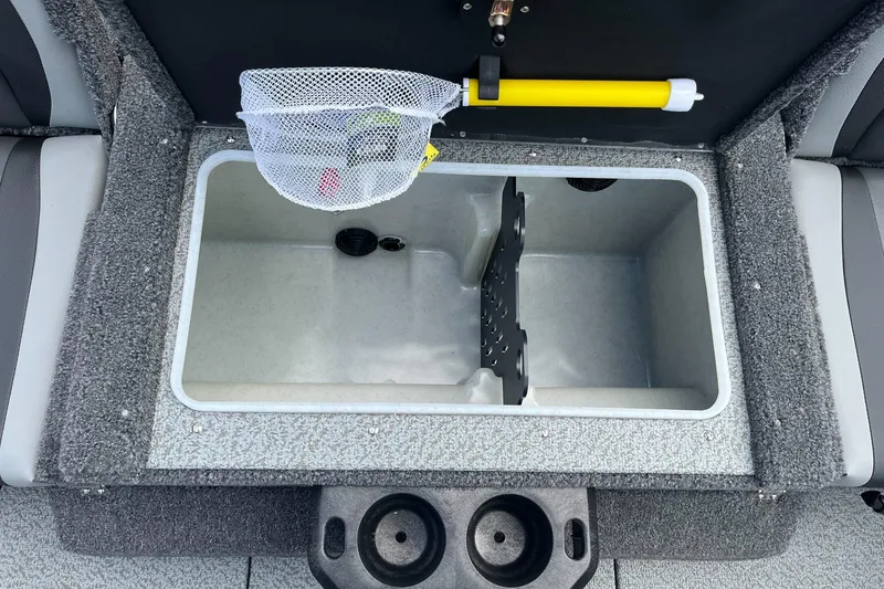 Slide: The Image of 2026 Lund 1875 Impact XS Sport boat livewell with net and cup holders. - 24