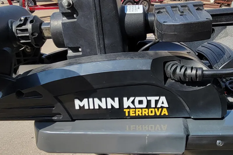 Slide: The Image of Minn Kota Terrova trolling motor on 2016 Tracker boat, close-up view. - 14