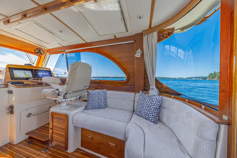 Slide: The Image of Luxurious interior of 2009 Hinckley Talaria 44 MY yacht with scenic ocean view. - 36