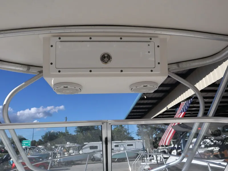 Slide: The Image of Sea Fox 216 Walkaround 2014 - 12