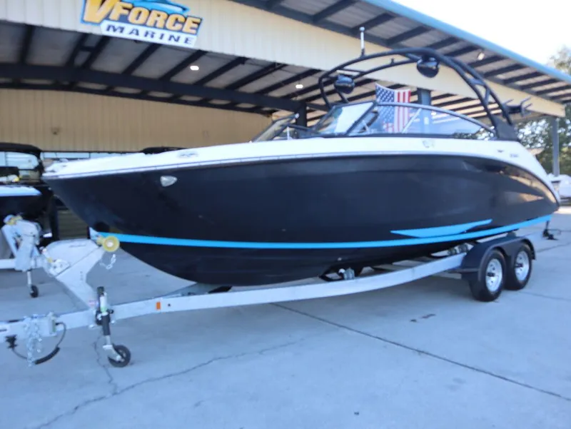 The Image of Yamaha 252XE 2021 - 1