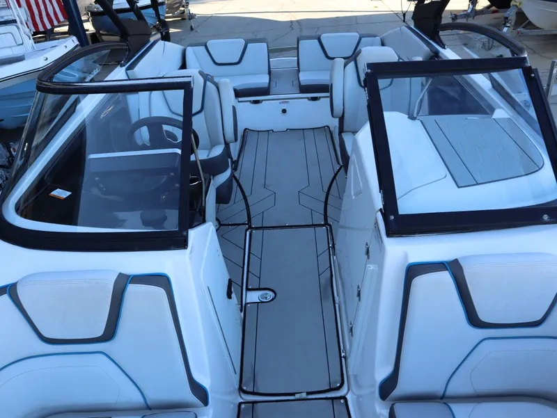 Slide: The Image of Yamaha 252XE 2021 - 21