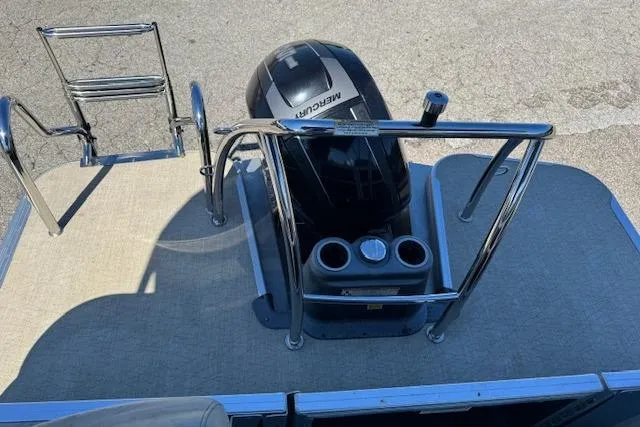 Slide: The Image of 2019 Barletta E22Q SS boat with Mercury engine and stainless steel railing. - 6