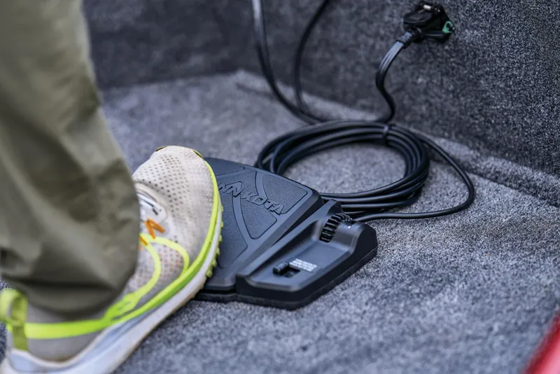 Slide: The Image of Manufacturer Provided Image: Foot operating a pedal on Tracker Super Guide V-16 SC boat, 2026 model. - 40