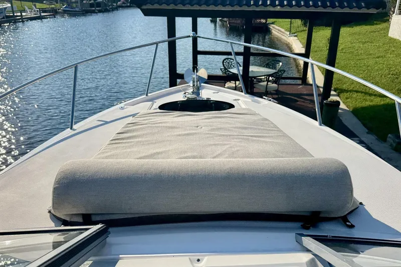 Slide: The Image of 2022 Regal 26 XO - 25