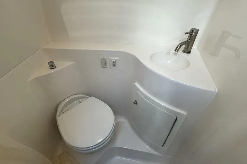 Slide: The Image of 2022 Regal 26 XO - 36