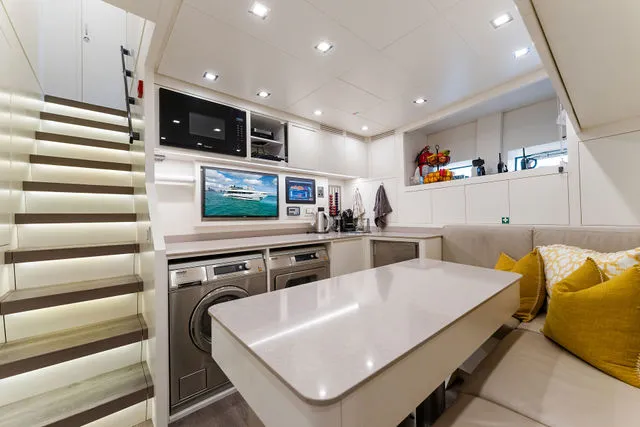 Slide: The Image of Mangusta 33M Gransport 2020 - 84