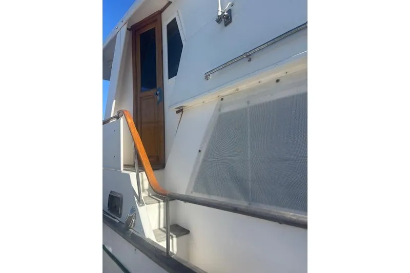 Slide: The Image of Side Deck Access - 4