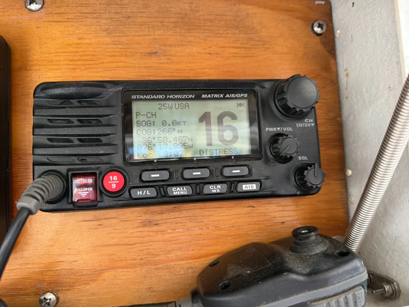 Slide: The Image of World Cat 266 SC 2000 - 7