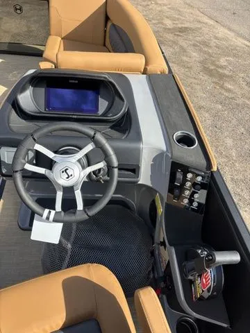 Slide: The Image of Harris Sunliner 230 SLE 2026 - 13