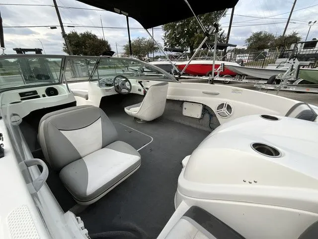 Slide: The Image of Bayliner 175 Bowrider 2011 - 13