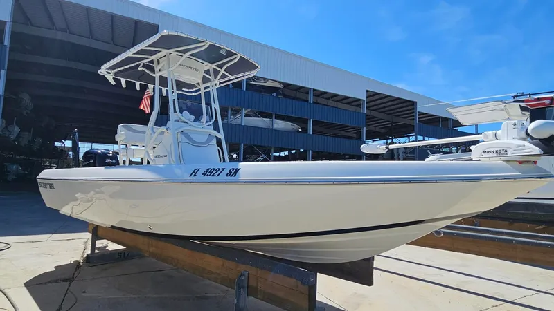 Slide: The Image of Skeeter SX 2250 2021 - 2