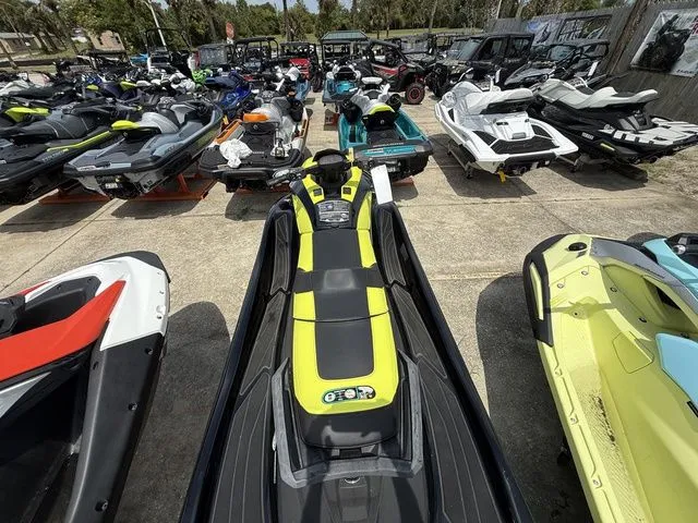 Slide: The Image of Yamaha GP1800R HO 2022 - 12