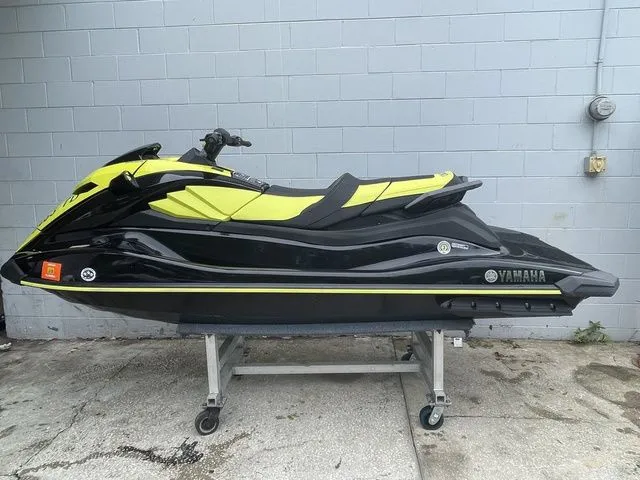 Slide: The Image of Yamaha GP1800R HO 2022 - 3