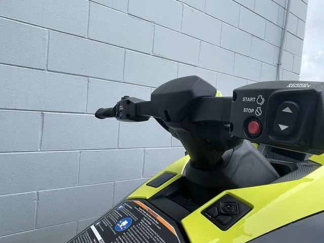 Slide: The Image of Yamaha GP1800R HO 2022 - 7