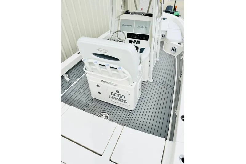 Slide: The Image of 2025 Pathfinder 2600 TRS boat interior with Garmin electronics and sleek design. - 9