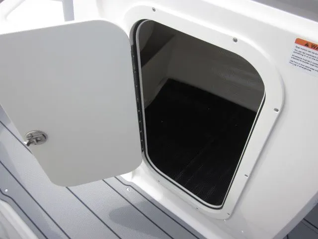 Slide: The Image of Chaparral 23 SSi 2025 - 19