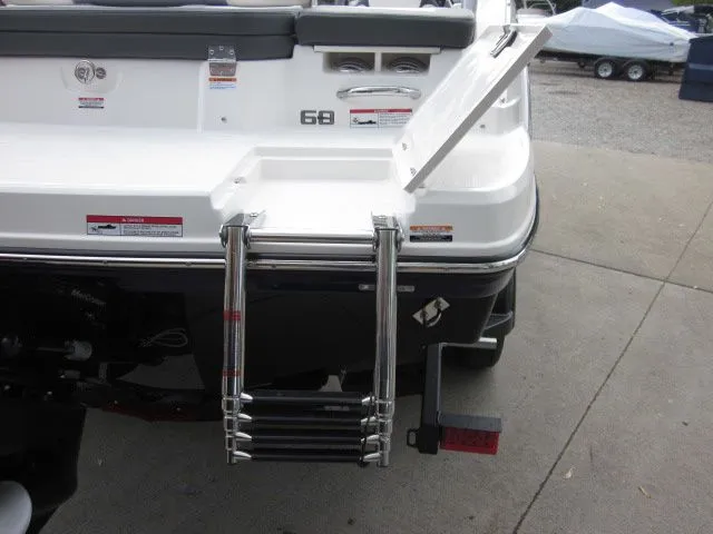 Slide: The Image of Chaparral 23 SSi 2025 - 32